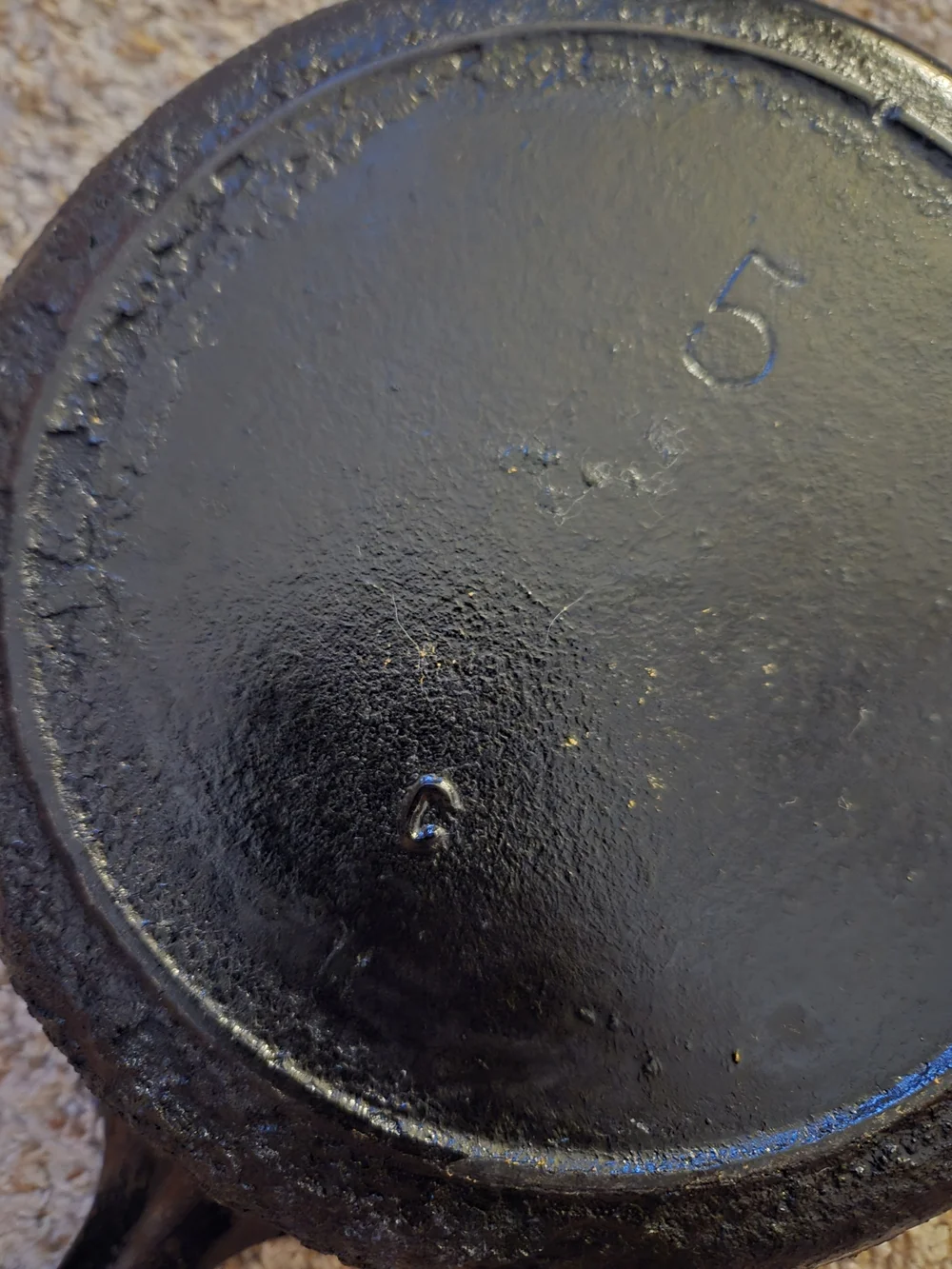 Lodge 3-Notch Cast Iron Skillet #5, 8